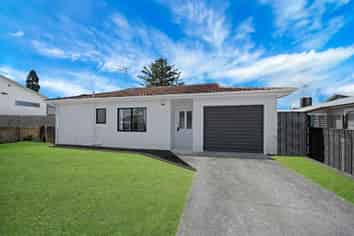 2/38 Myers Road, Manurewa East