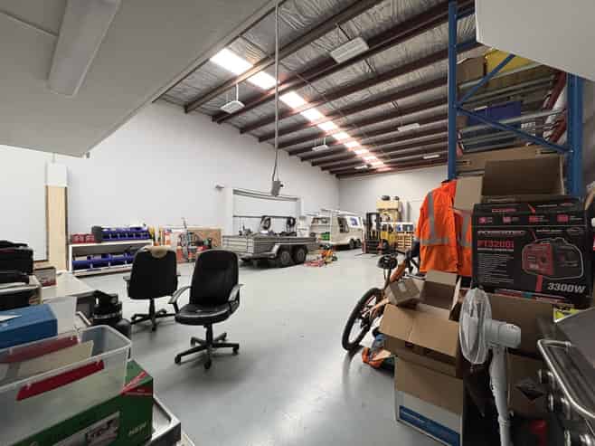 Warehouse with office on Carlyle Street