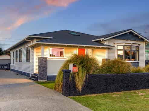 15 North Street, Petone