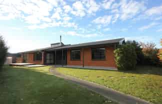 99 High Street, Mosgiel