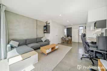 433c Jackson Street, Petone