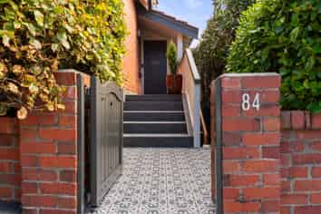 84 Bolton Street, Kelburn