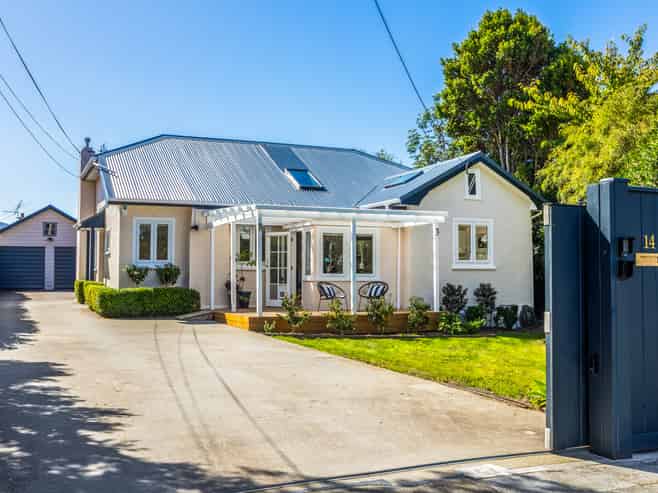 14 Tawa Street, Woburn