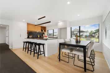 114 Bramley Drive, Farm Cove