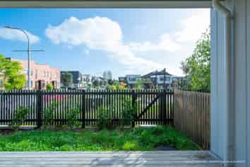 7 Pungarehu Loop, Mount Wellington