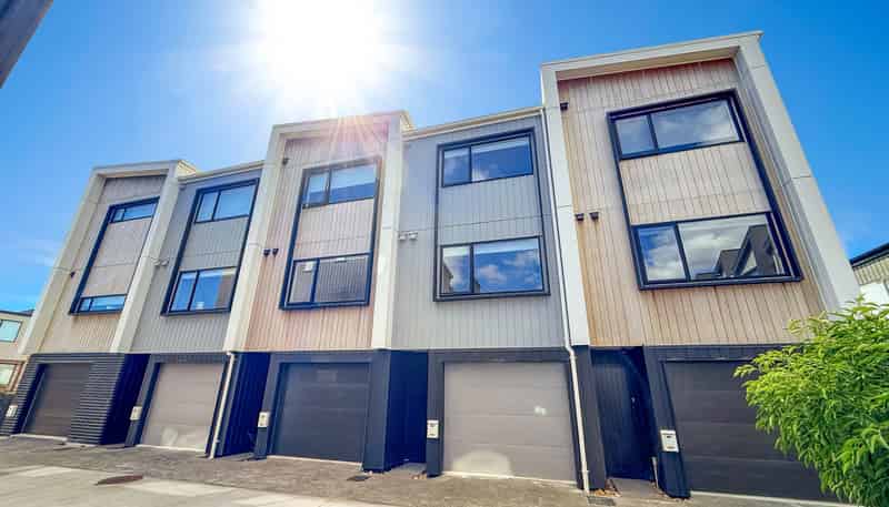 7 Pungarehu Loop, Mount Wellington