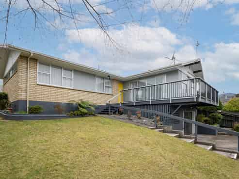 116 Taupo View Road, Hilltop