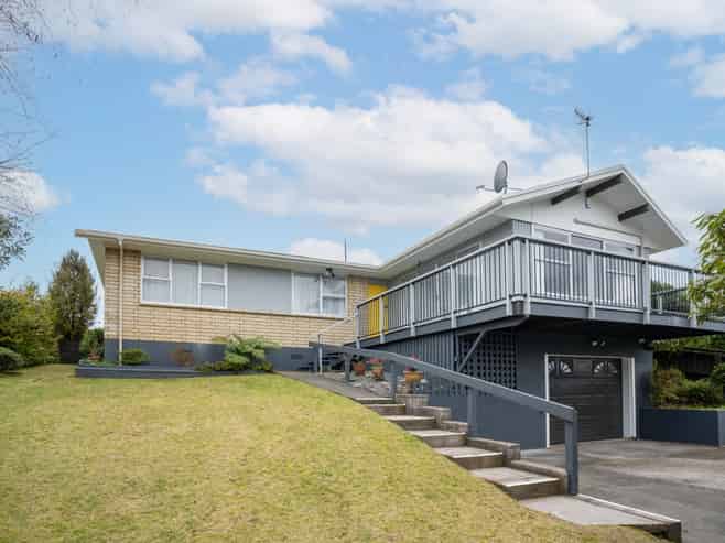 116 Taupo View Road, Hilltop