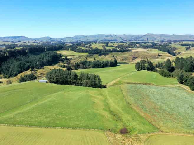 412 France Road, Matamau