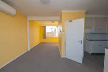 1/224 Forbury Road, Saint Clair