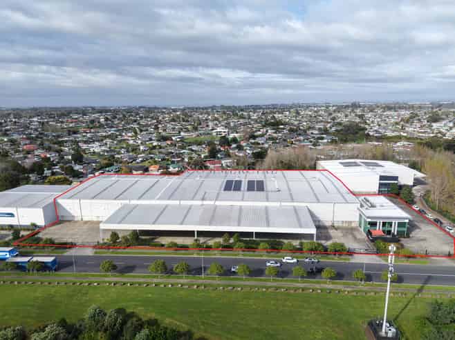 10,476sqm Functional DC with Yard and Solar