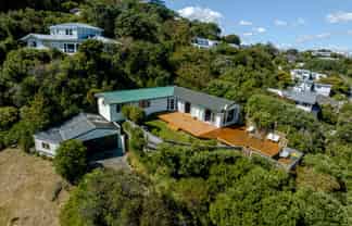 11 Acheron Road, Paremata