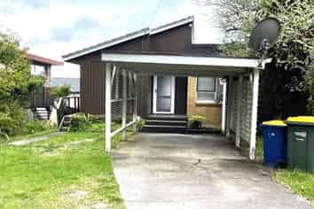 1/309 Wairau Road, Totara Vale