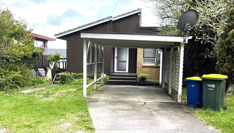 1/309 Wairau Road, Totara Vale