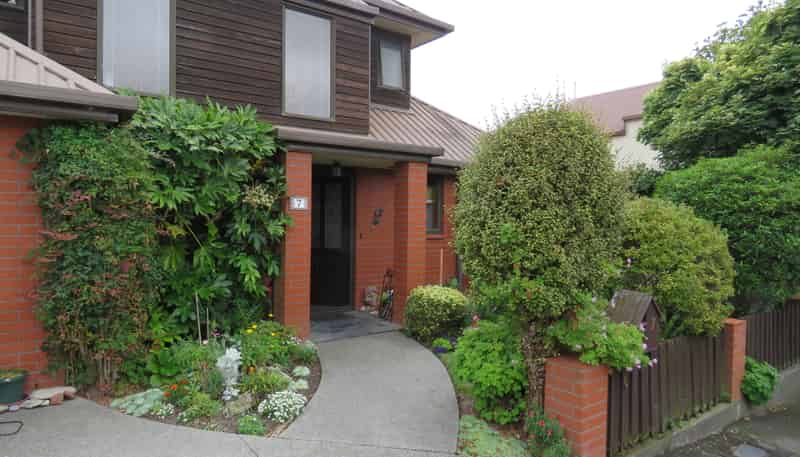 7 Derenzy Place, Avonhead