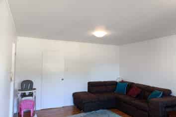 2/78 West Coast Road, Glen Eden