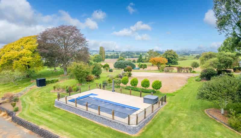 79 Bell Road, Ngahinapouri