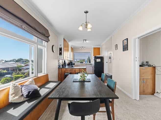 1/9 Wilton Street, Westown