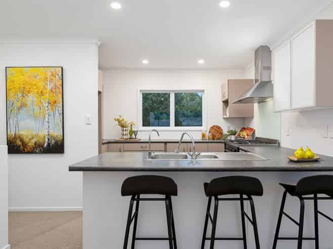 281 Sturges Road, Henderson