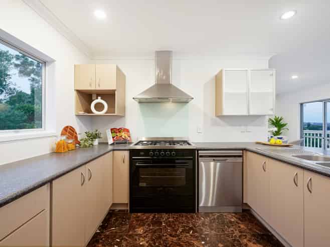 281 Sturges Road, Henderson