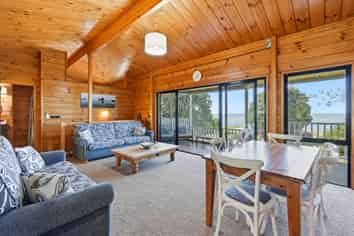 68 Beach Road, Collingwood