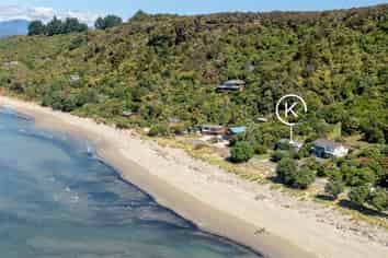 68 Beach Road, Collingwood