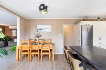 118 Sandspit Road, Waiuku