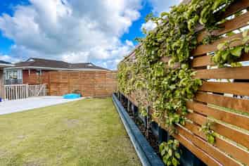 15 Zita Avenue, Matakatia