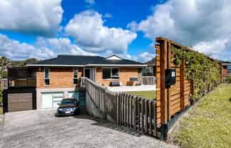 15 Zita Avenue, Matakatia