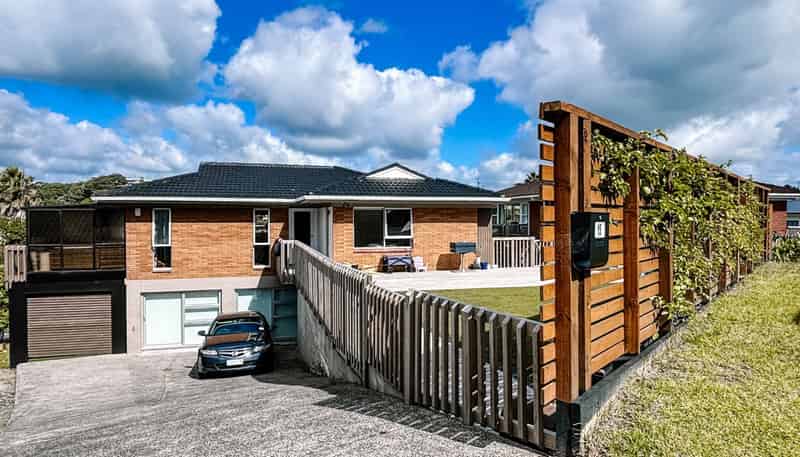 15 Zita Avenue, Matakatia