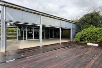 Office/ Cafe/ Restaurant For Lease