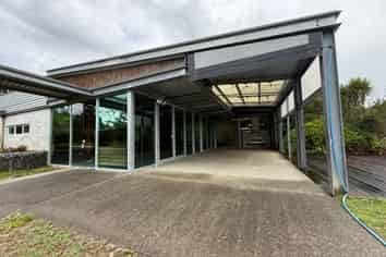 Office/ Cafe/ Restaurant For Lease