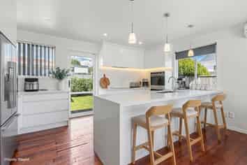 1/171 Powderham Street, New Plymouth Central