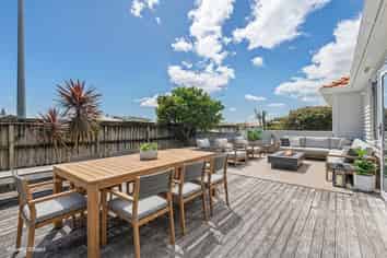 1/171 Powderham Street, New Plymouth Central