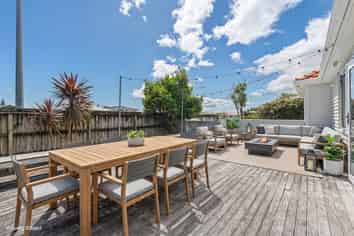 1/171 Powderham Street, New Plymouth Central
