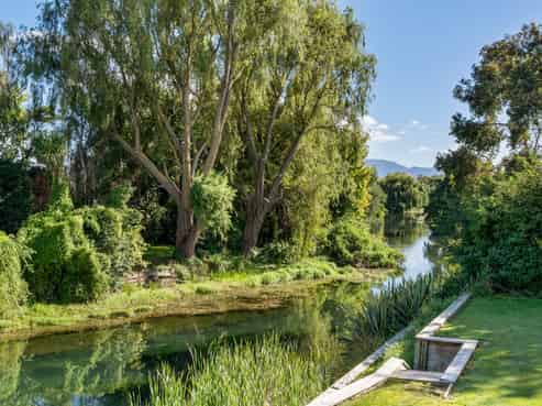 99 Dillons Point Road, Blenheim