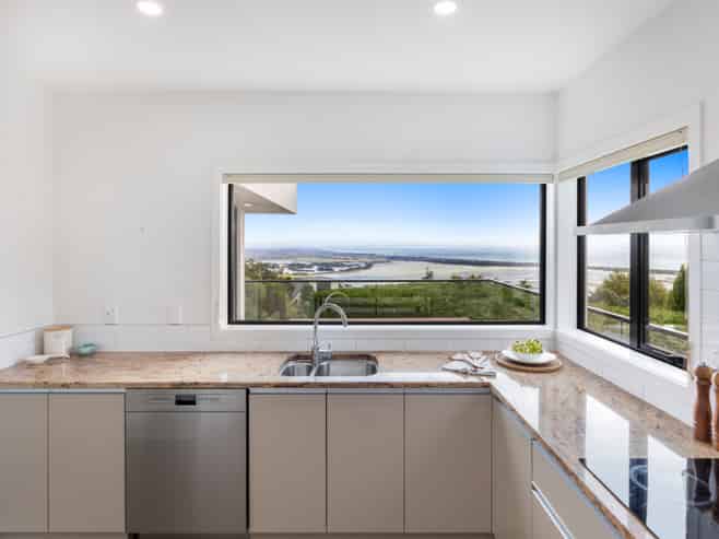 2/11 Belleview Terrace, Mount Pleasant