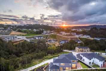 35 Blacks Road, Greenhithe