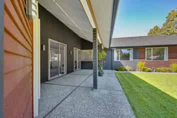 13 Kawatiri Place, Westport