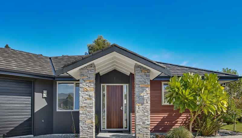 13 Kawatiri Place, Westport