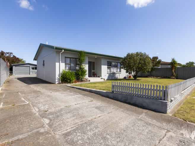 81 Caernarvon Drive, Flaxmere