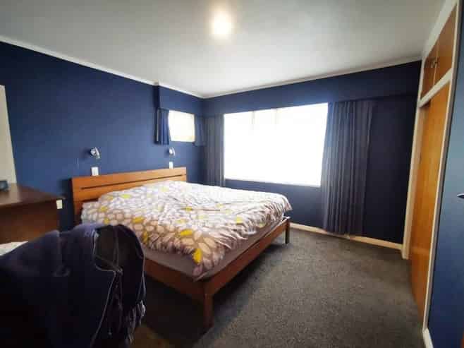 61 Sandwich Road, Saint Andrews