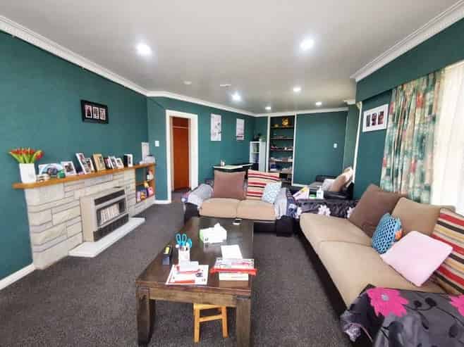 61 Sandwich Road, Saint Andrews