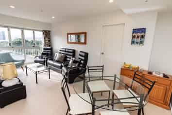 26/54 Hill Street, Thorndon