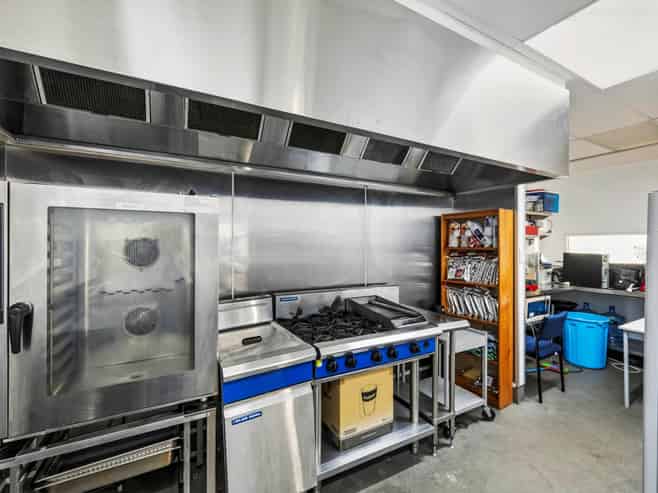 DIVERSIFIED INCOME, SCALE, FUTURE FLEXIBILITY
