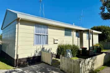 2 Harold Lane , Dinsdale