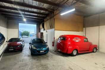 Well Priced in Burnside!