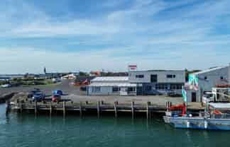 A  Wharf Opportunity in Riverton!
