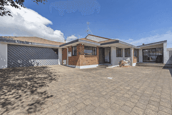 2/171 Powderham Street, New Plymouth Central