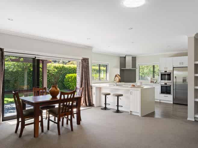 7 Silverstone Place, Lytton West